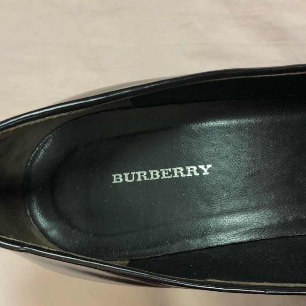 Burberry Gingham Pointed Toe Heels - Picture 5 of 7